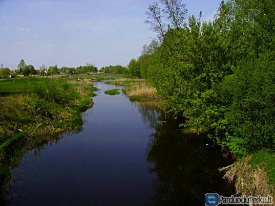 Parduodama  40 aru dalis is 1.98 ha prie Sanziles upes, Bernatonyse.