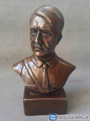 2)Senas A.Hitlerio bronzinis biustas statula