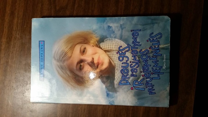 Cathy Hopkins "Drauges, pasimatymai ir pripuciamos liemenele