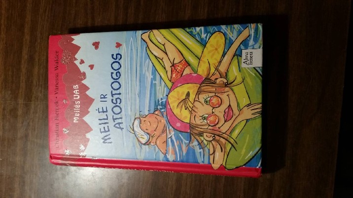 Christian Bienek "Meile ir atostogos"