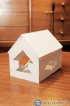 Lesyklėlės, inkilai.