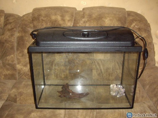 Parduodu 70 l akvariumą