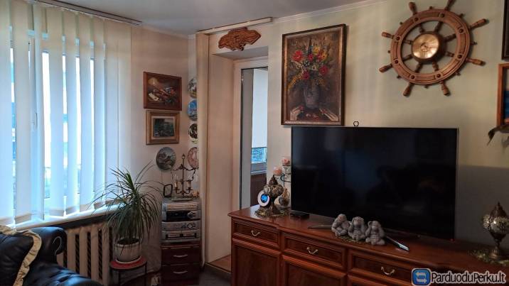 Parduodu tvarkinga 2 kam., butą, namas renovuotas, Ringaudai