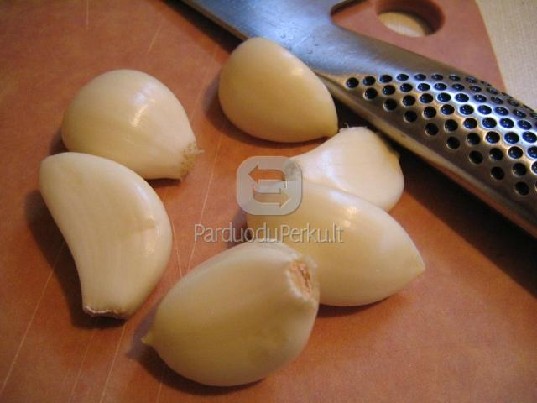 Parduodu žieminius ČESNAKUS