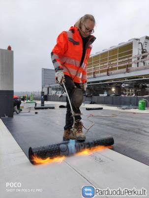 ploksciuju stogu montavimas