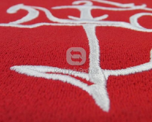 Siuvinėjimas ant kepurių, kepuraičių, marškinėlių,