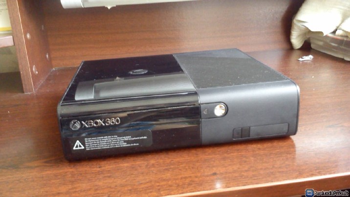 XBOX 360,Vilnius 150Eur