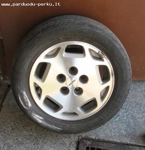 Parduodu R15 lengvo lydinio ratlankį