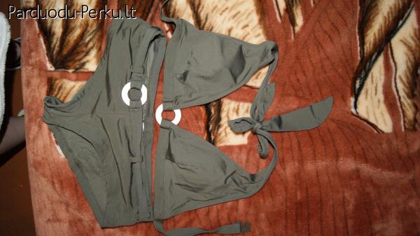 maudymosi kostiumelis