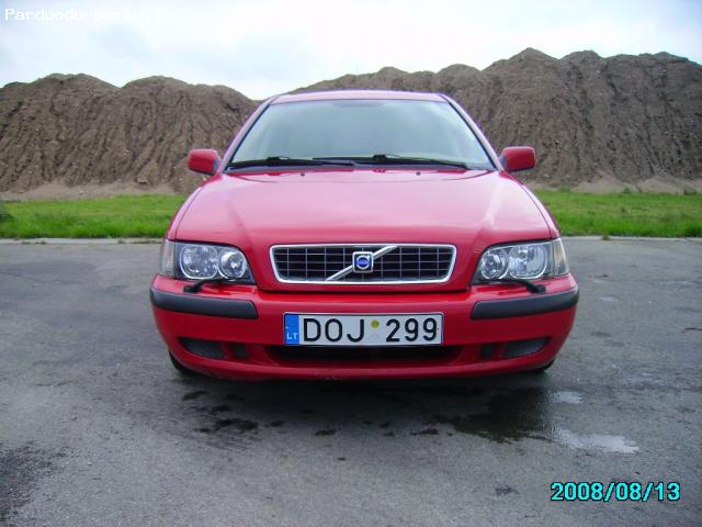 Skubiai parduodu VOLVO V40