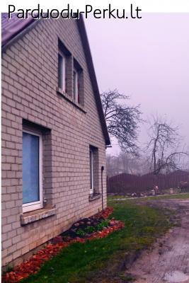 geroje vietoje namas