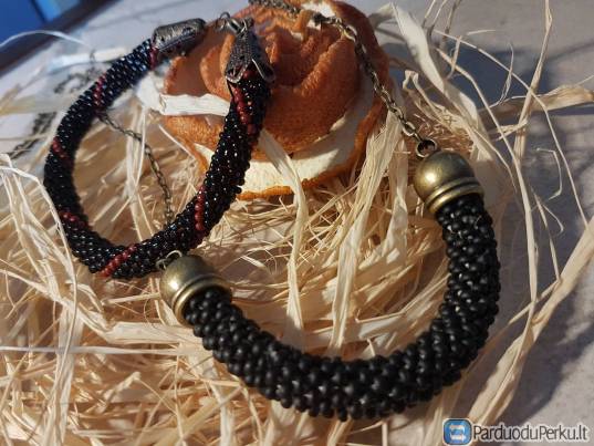 15.Rankų darbo papuošalų rinkinukas