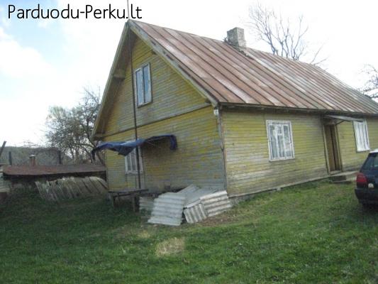 Parduodama sodyba su žeme Pakruojo rajone