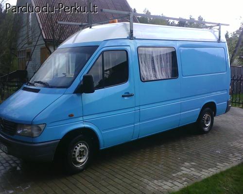 Mercedec-Benz 208 Sprinter