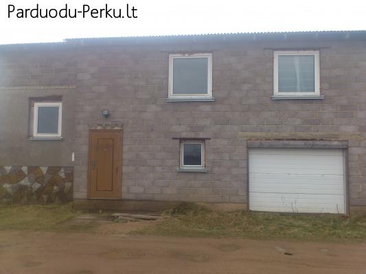 parduodamas namas