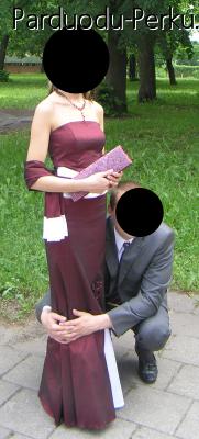 Pigiai parduodu proginę suknelę lieknai merginai