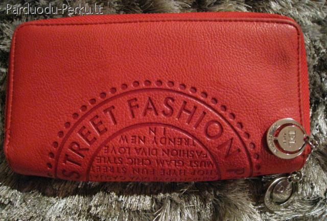 pinigines is Londono