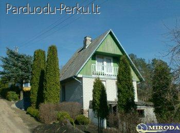 Sodas su namu sodų bendrijoje “Vyturėlis“