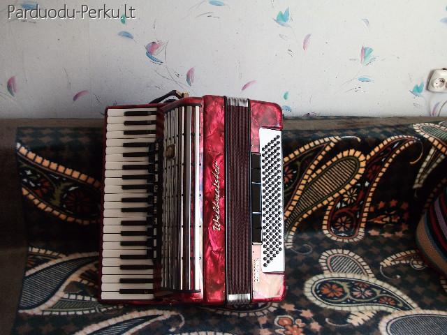 Parduodu puikų akordeoną