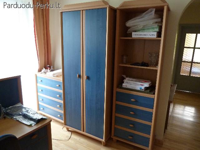 Parduodamas baldų komplektas