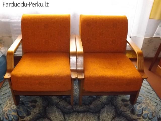 Paruodamu du foteliai