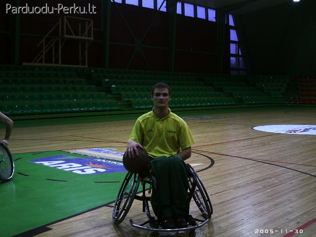 Igr. neigaliam vyrui reikalinga paskola 3200Lt. 60men.