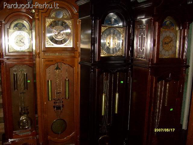 parduodamas laikrodis pastatomas nuo 1050 lt