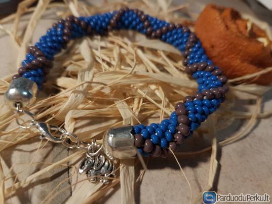 18.Rankų darbo apyrankė