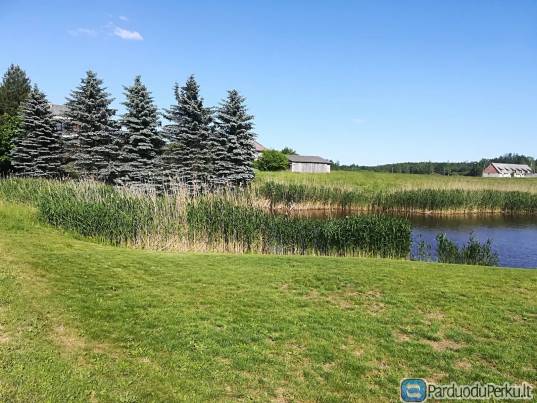 2 A Namas Lekėčių m prie tvenkinio