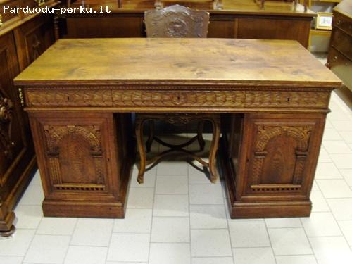 Parduodamas rašomasis stalas