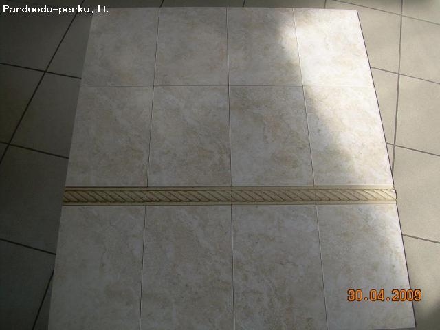 Plytelės vidaus apdailai