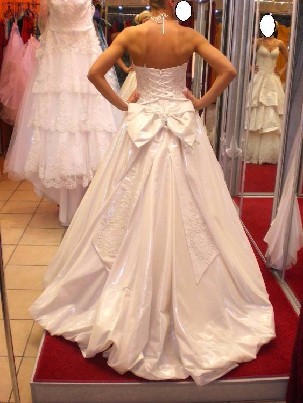 3puikios vestuvines sukneles+bokalai vestuviniai