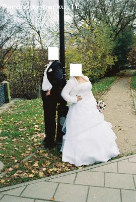 parduodu vestuvine suknele