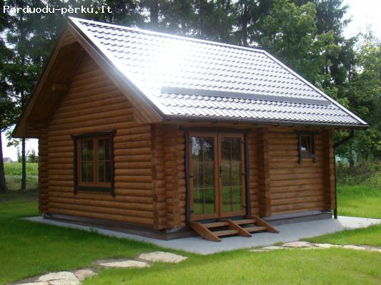 Statome rąstinius namus,