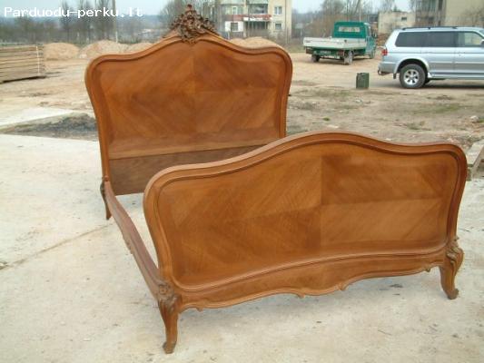 Prancūziška senoviška lova