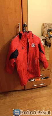 Adidas Bayern futbolo klubo striukė 11-12 metų