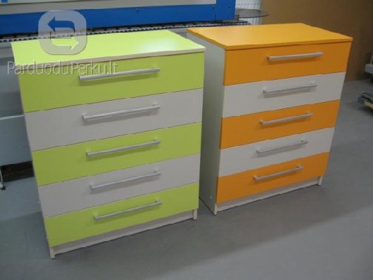 Akcijinės komodos vaikams