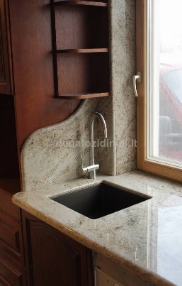 Akmeniniai stalviršiai