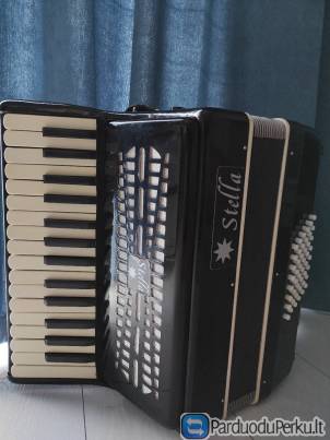 Akordeonai