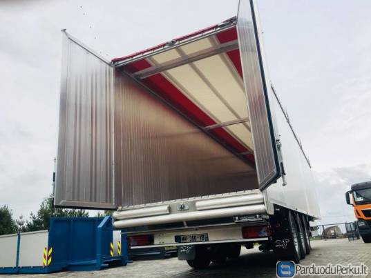 Aliuminė BENALU puspriekabė su judančiomis grindimis