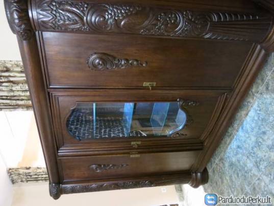 Antikvarine knygu spinta