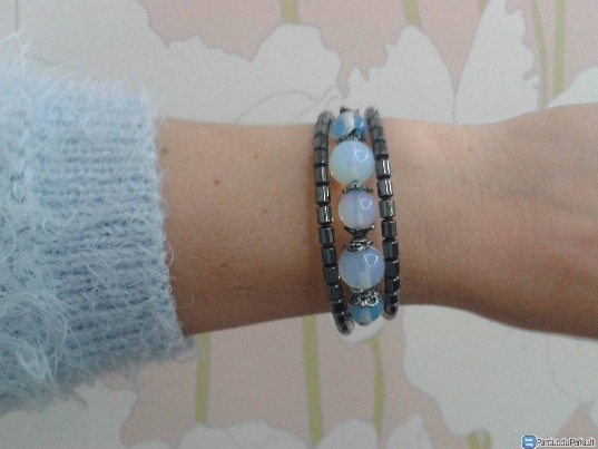 Apyranke su menulio akmeniu