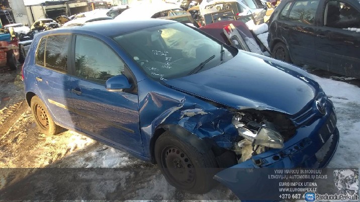 ardomas dalimis Volkswagen Golf 2004 1.6 FSI