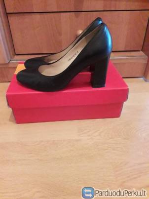 Aukštakulniai odiniai bateliai