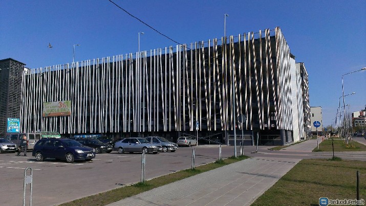 Automobilio stovejimo vieta Pilaiteje