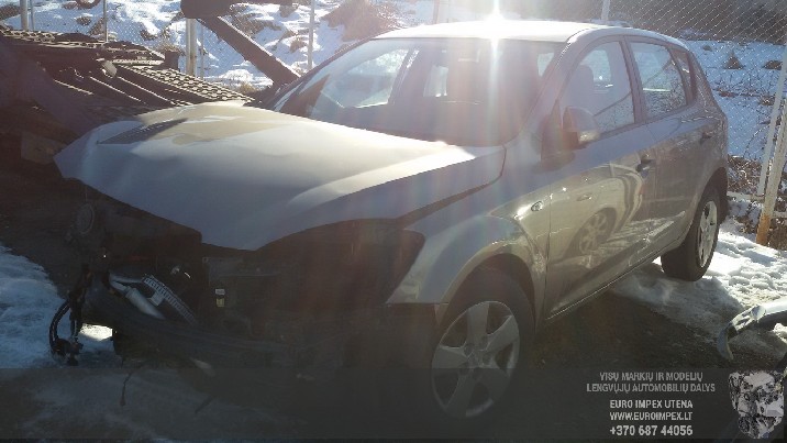 AUTOMOBILIU DALYS - KIA CEED, 2006.12 - 20012.05 1.4 80KW 20