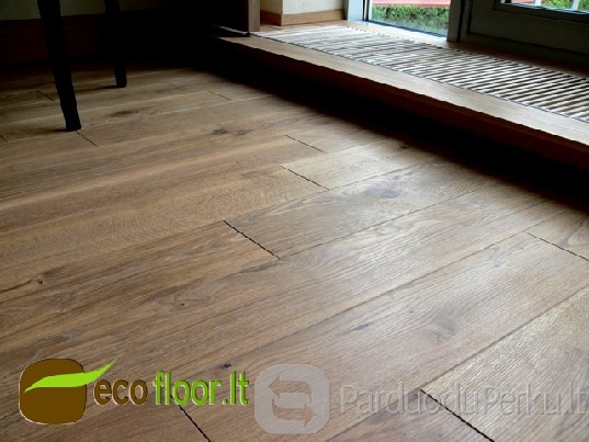 Azuolo masyvo lentos grindims