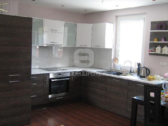 Baldu gamyba pagal uzsakymus