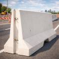 Betono atitvaras Surenkamieji betoniniai barjerai Betoniniai kelio