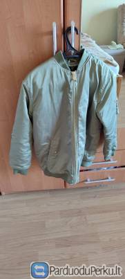 Bomber stiliaus striukė XS/S dydžio